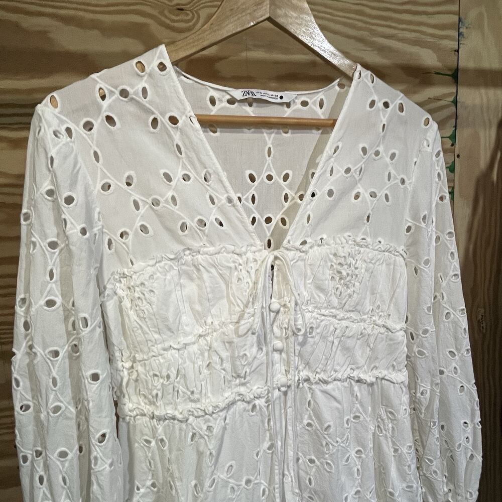 Zara White Eyelet Babydoll Mini Dress Womens XL Empire Waist Boho Festival - Picture 5 of 16